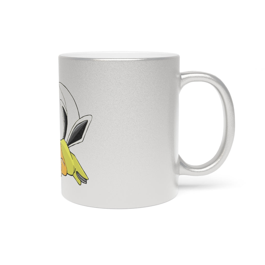 A stylish metallic mug available in silver and gold, showcasing a shiny finish and customizable design options.