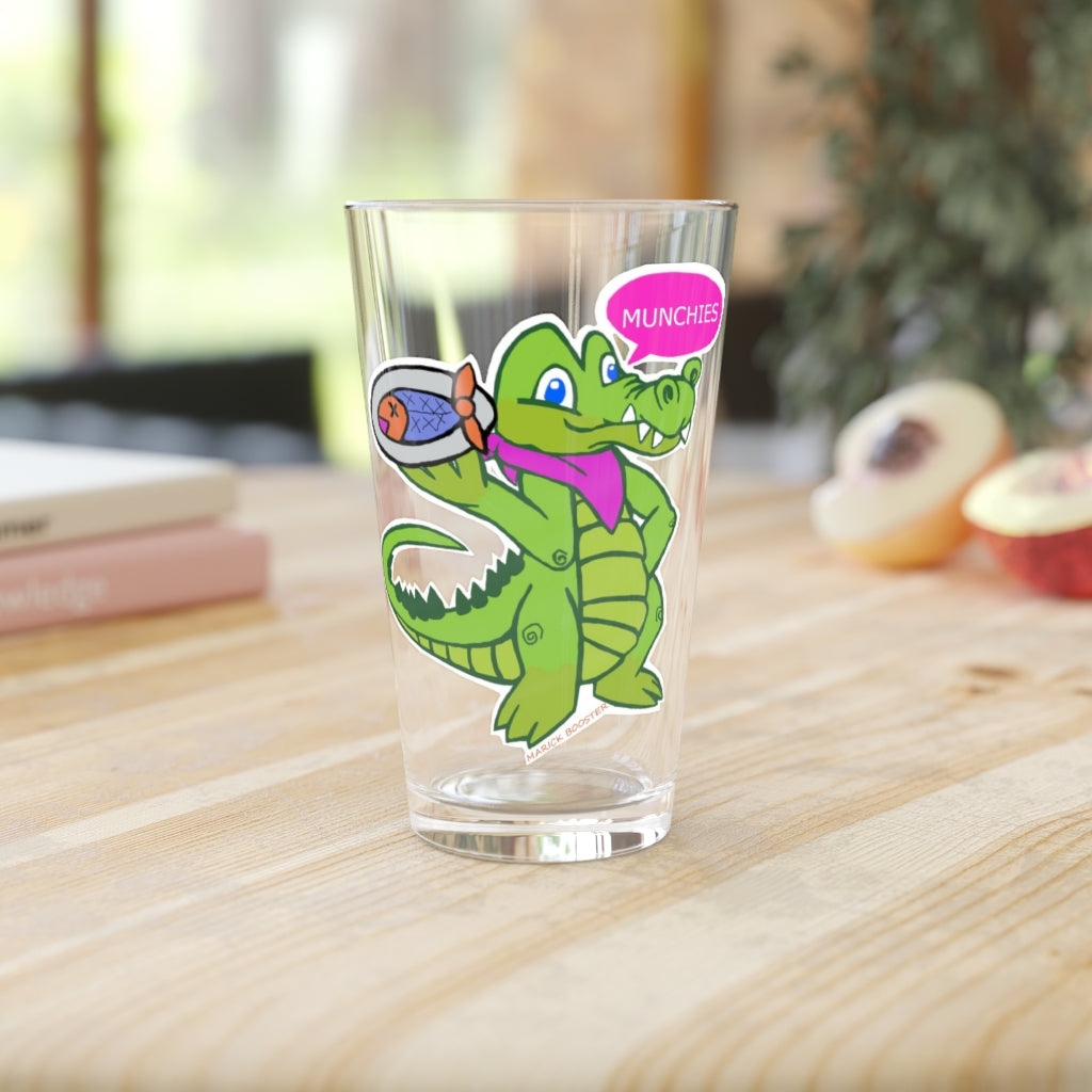 Munchies the Crocodile Pint Glass, 16oz, clear glass with customizable design, perfect for beverages.