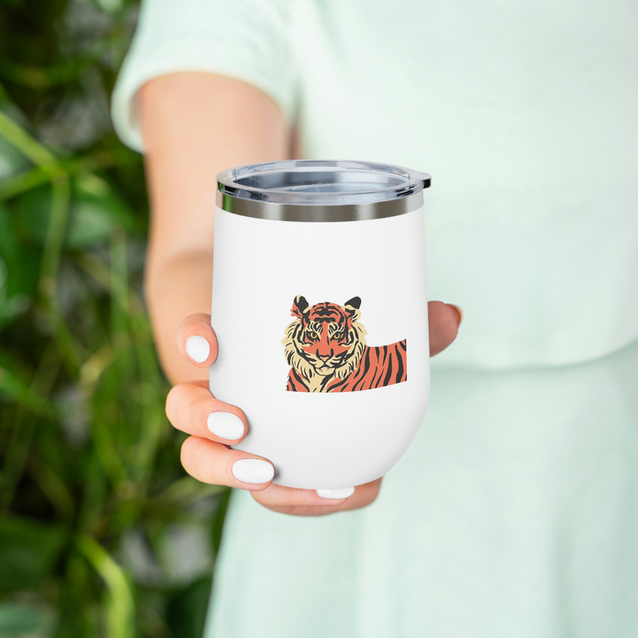 Orange Tiger Wine Tumbler with double-wall insulation and clear lid, showcasing a vibrant tiger design.