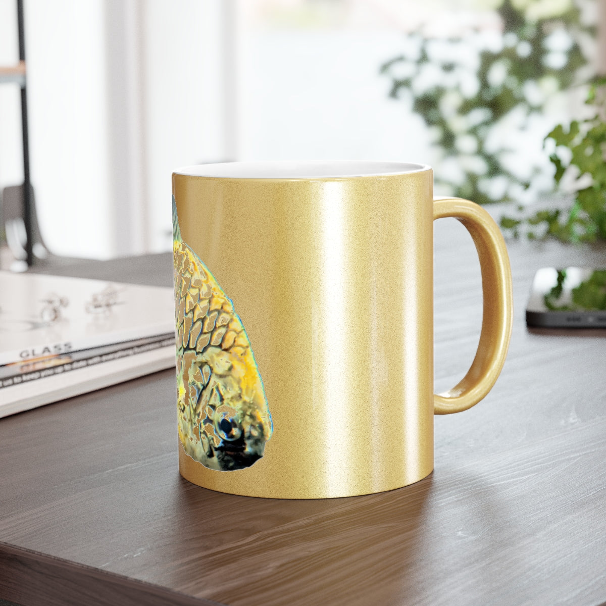 Pineapple Fish Metallic Mug in silver and gold finishes, showcasing a personalized design option.