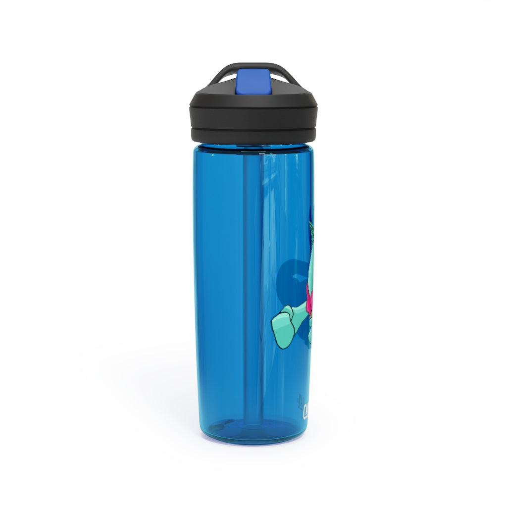 Plumyu CamelBak Eddy® Water Bottle in 20oz and 25oz sizes, showcasing its durable Tritan™ material and spill-proof design.