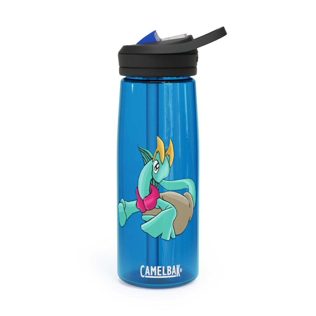 Plumyu CamelBak Eddy® Water Bottle in 20oz and 25oz sizes, showcasing its durable Tritan™ material and spill-proof design.