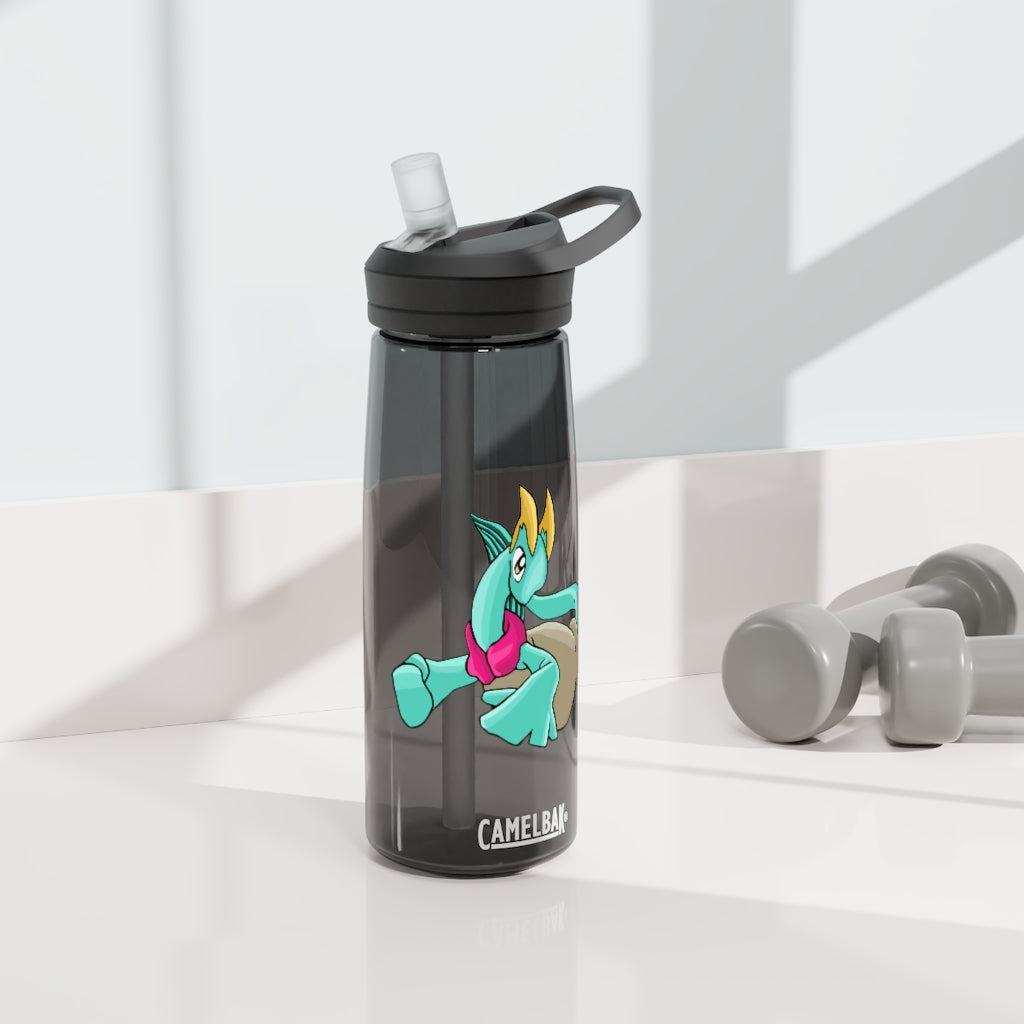 Plumyu CamelBak Eddy® Water Bottle in 20oz and 25oz sizes, showcasing its durable Tritan™ material and spill-proof design.