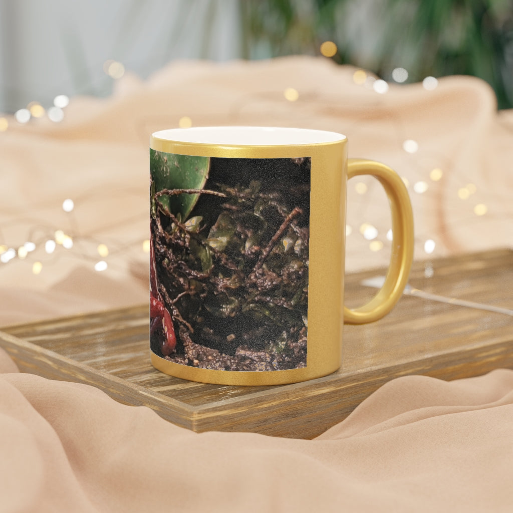 Red Frog Metallic Mug in Silver and Gold finishes, showcasing personalized designs and a stylish C-handle.