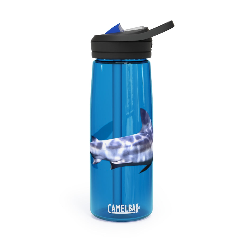 Shark CamelBak Eddy® Water Bottle in vibrant colors, showcasing its ergonomic design and easy-carry handle.