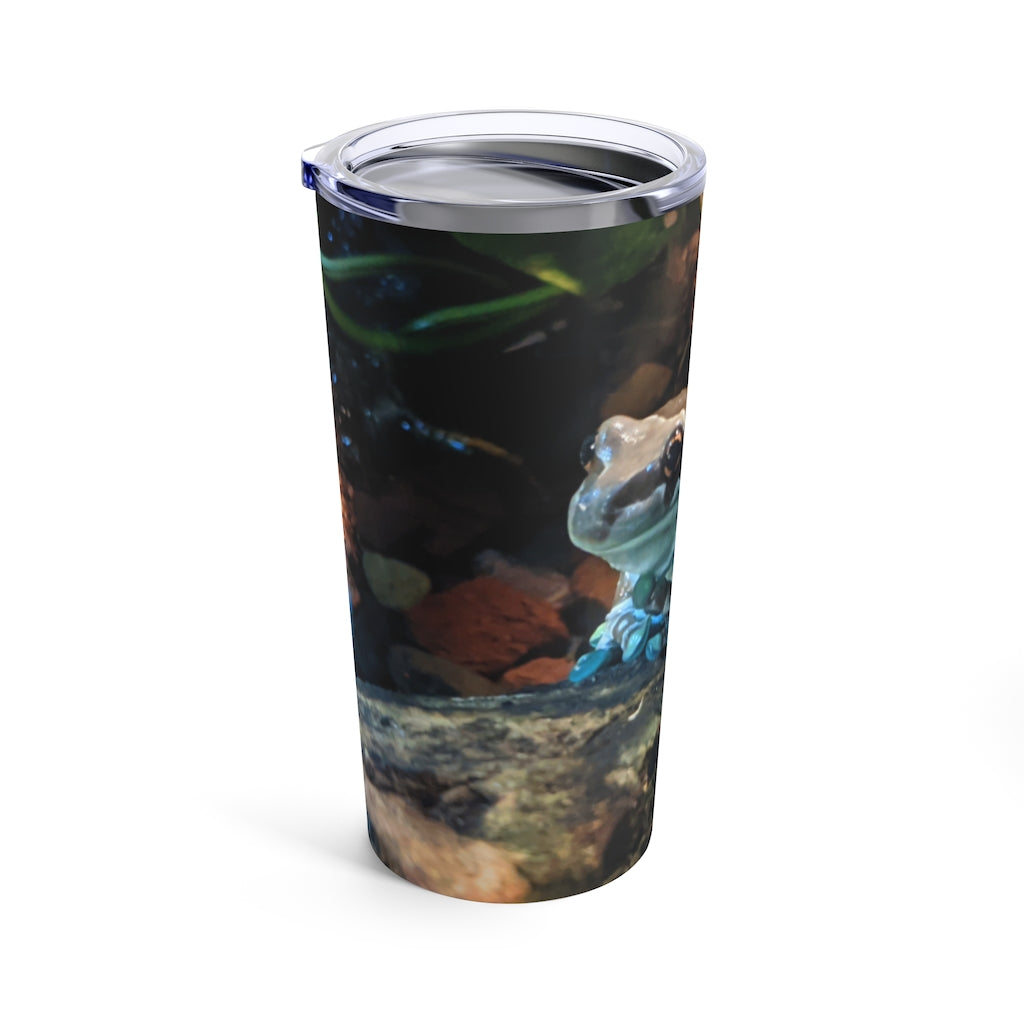 Toad Tumbler 20oz in stainless steel with a see-thru plastic lid, showcasing its sleek design and rounded corners.