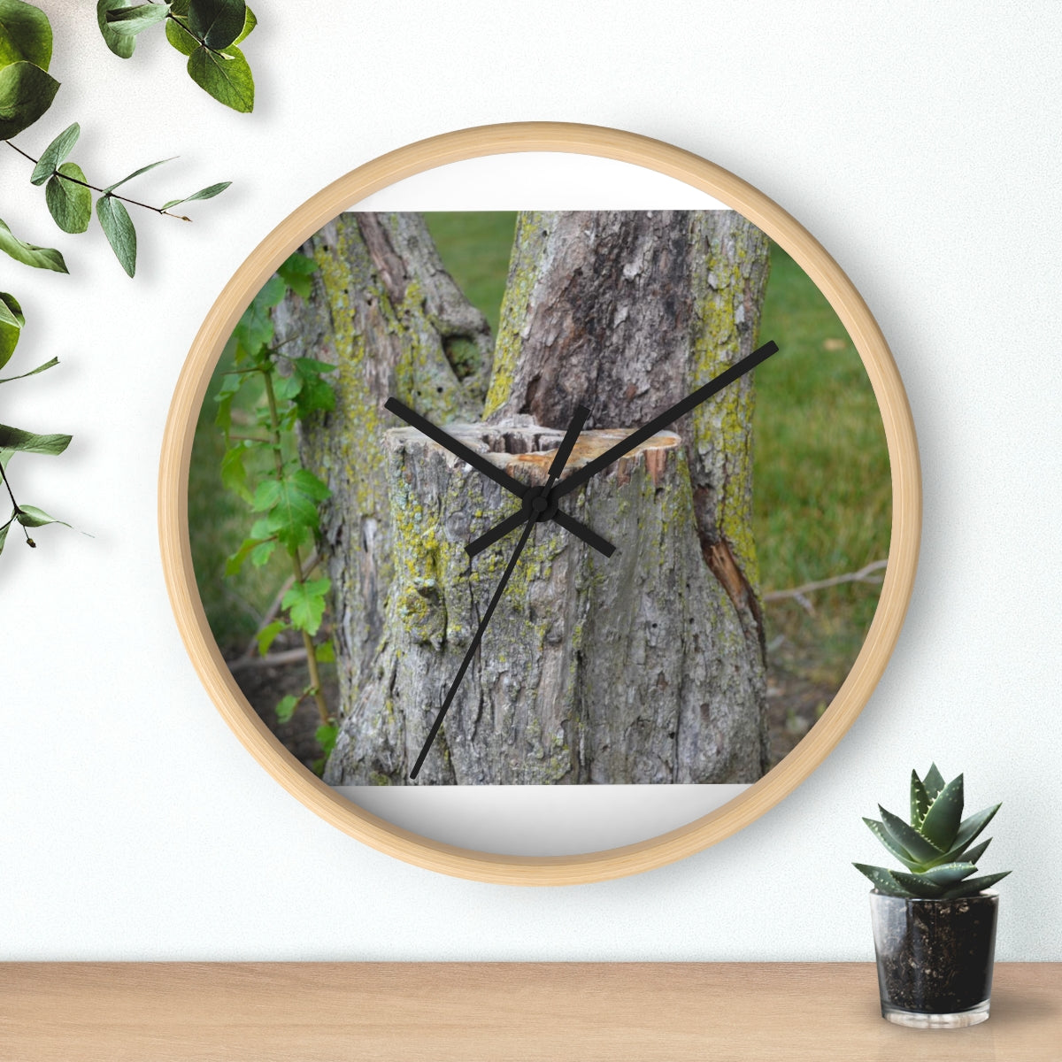 Tree Stump Wall Clock with wooden frame and plexiglass face, showcasing a rustic design.