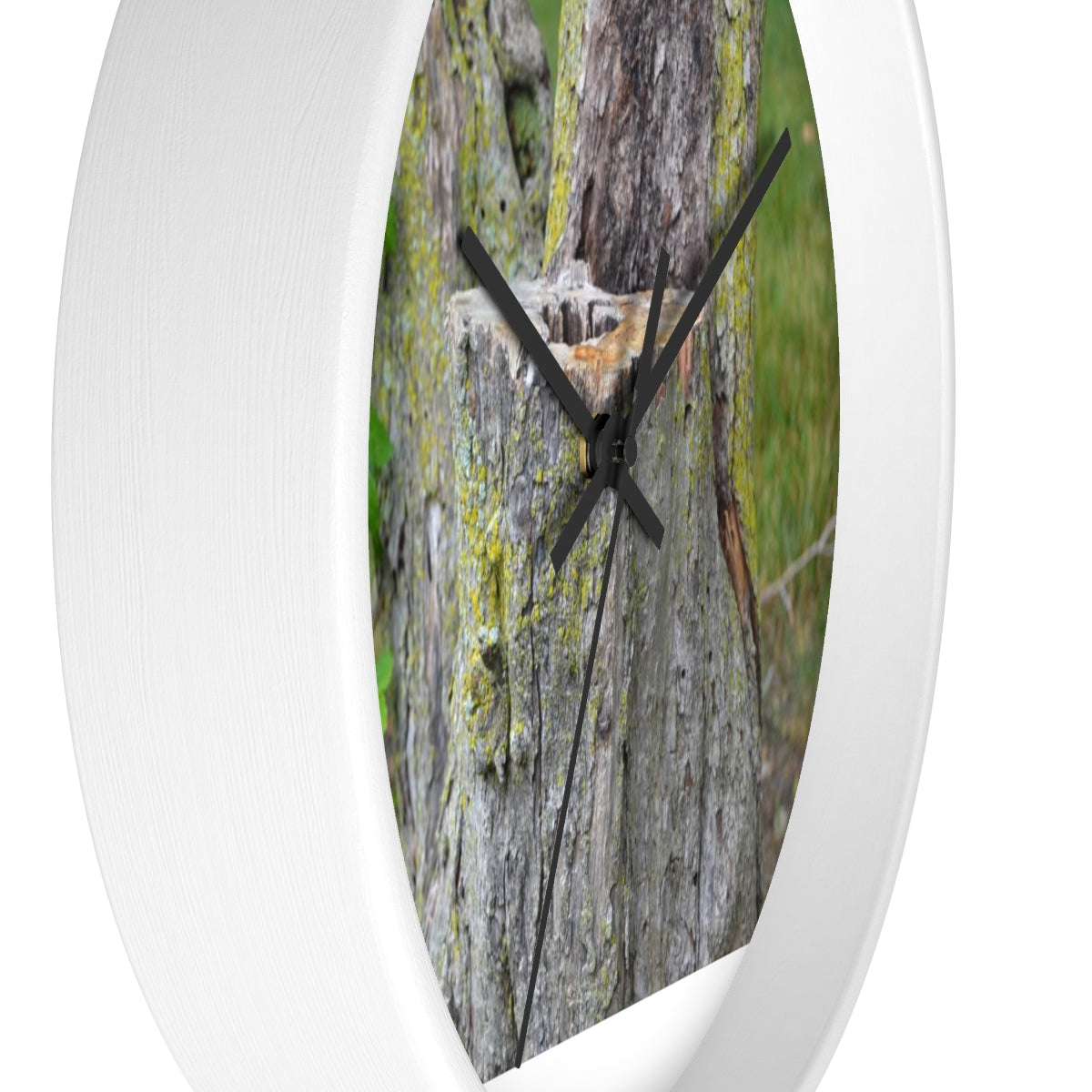 Tree Stump Wall Clock with wooden frame and plexiglass face, showcasing a rustic design.