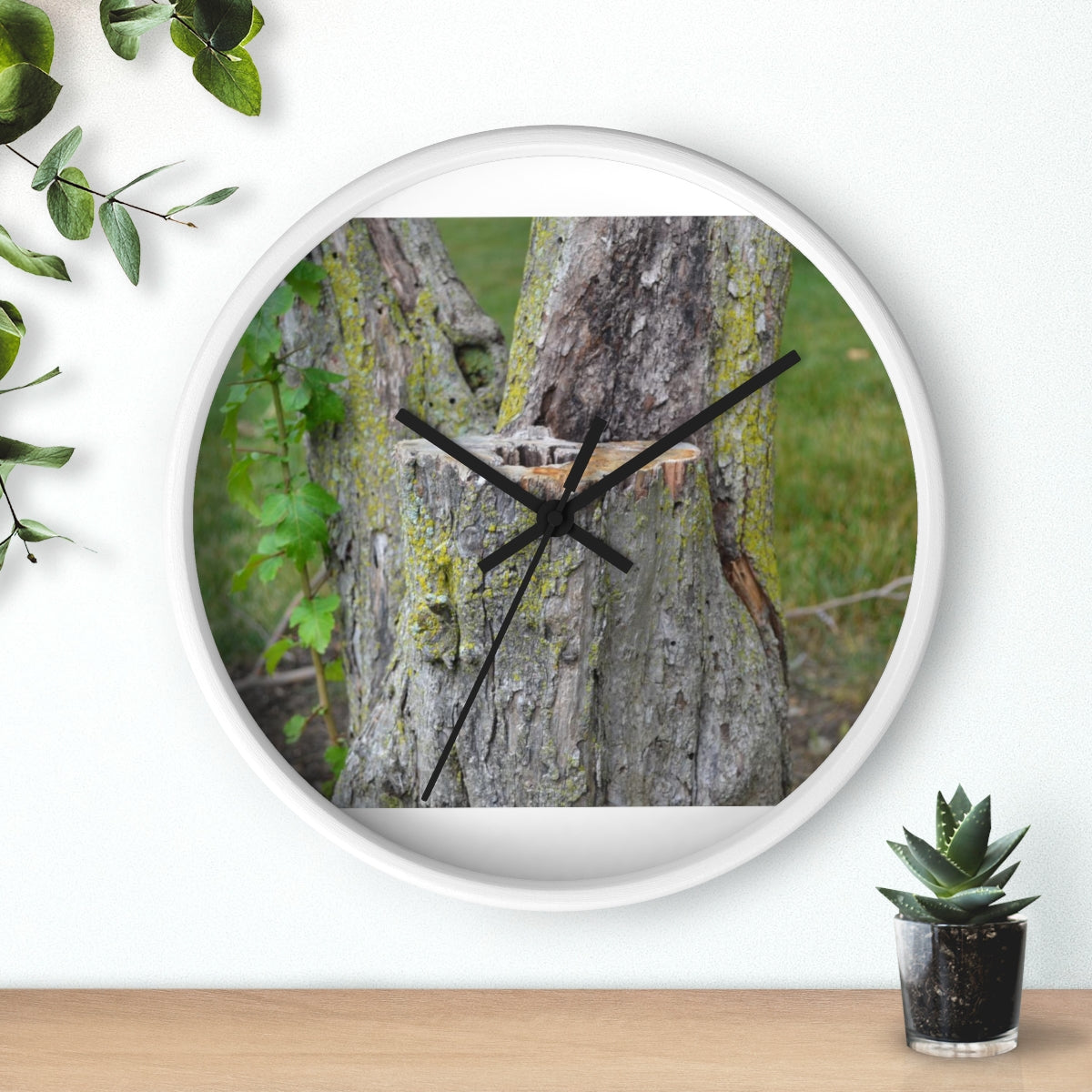 Tree Stump Wall Clock with wooden frame and plexiglass face, showcasing a rustic design.