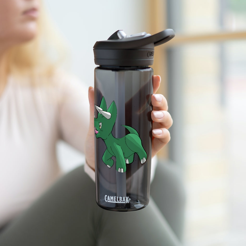 Treevetop CamelBak Eddy® Water Bottle in 20oz and 25oz sizes, showcasing its robust design and spill-proof biting valve.