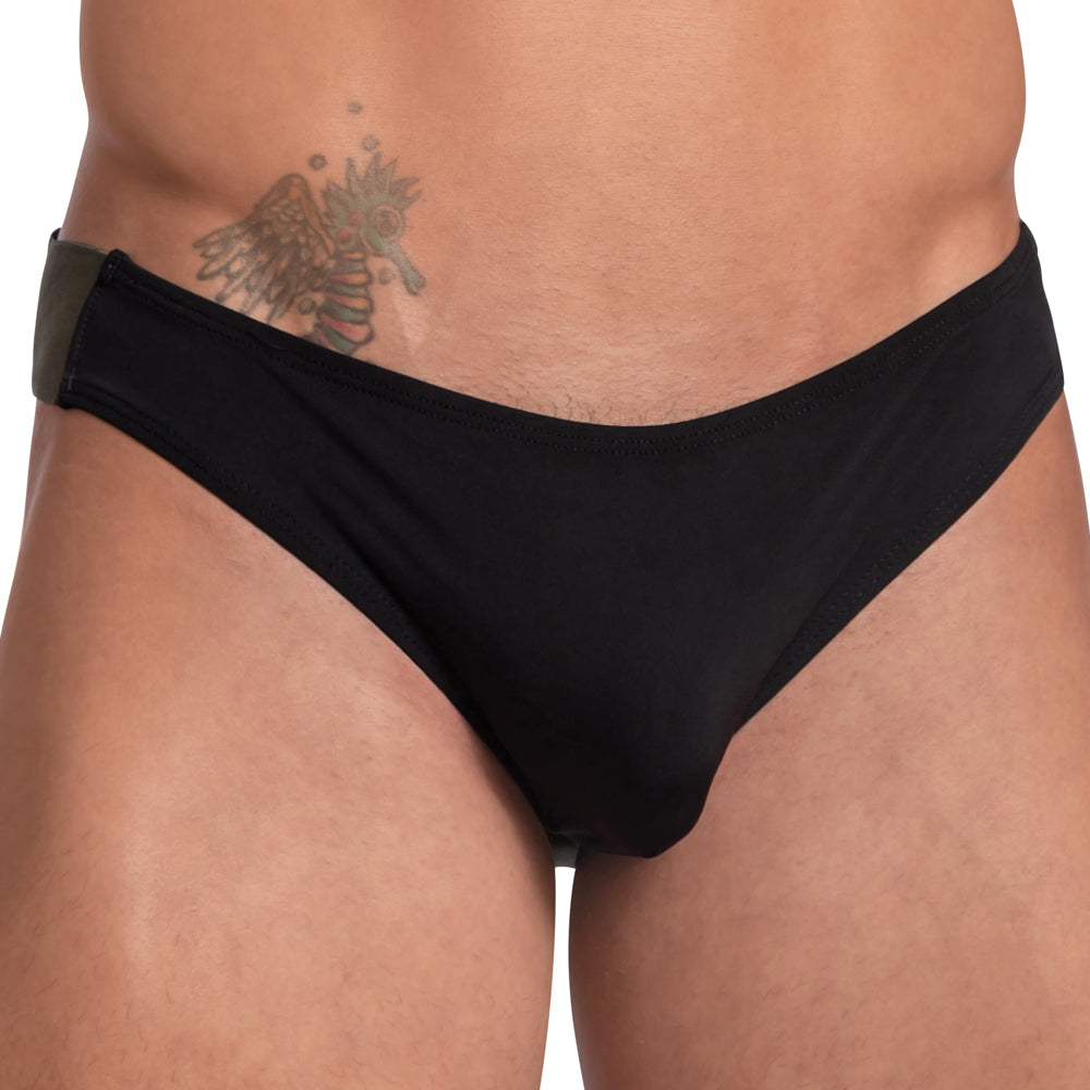 Daddy DDE052 Wide Waistband Jockstrap made of polyamide and spandex, featuring a comfortable wide waistband.