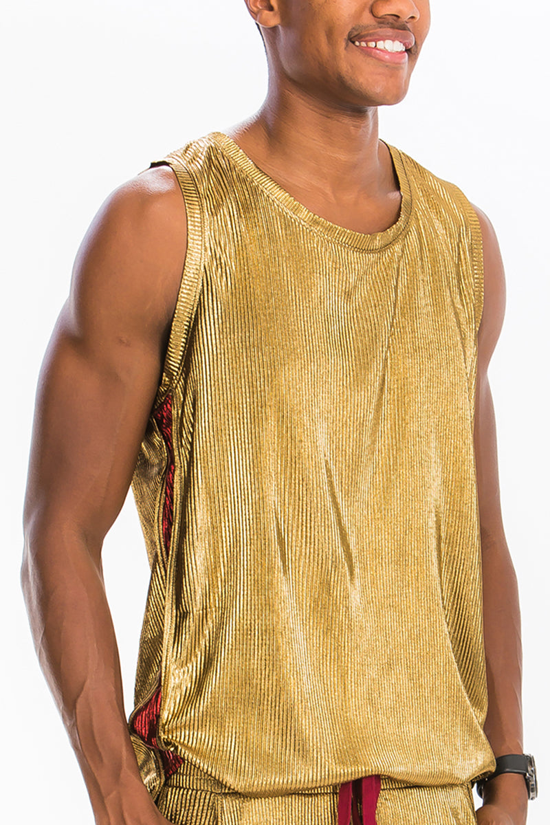 Alonso Metallic Box Tank featuring a metallic finish and red detailing on the side, displayed on a model.