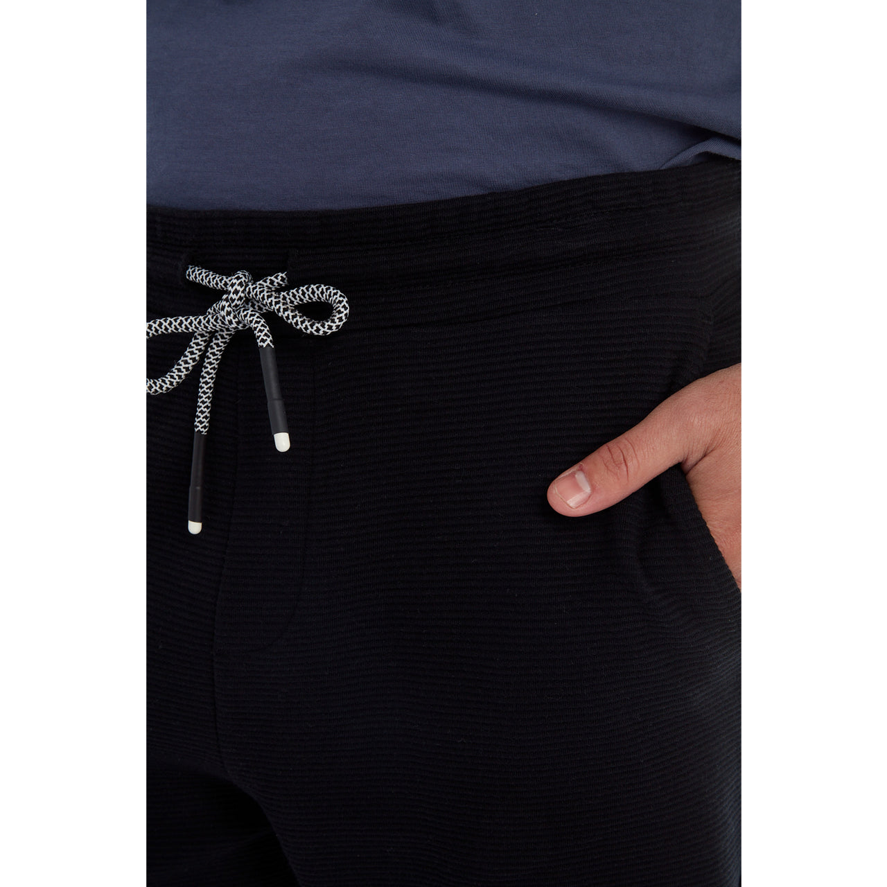 Bo Ottoman Elastic Waist Short in black, featuring a comfy elastic waistband and soft fabric blend for ultimate comfort.