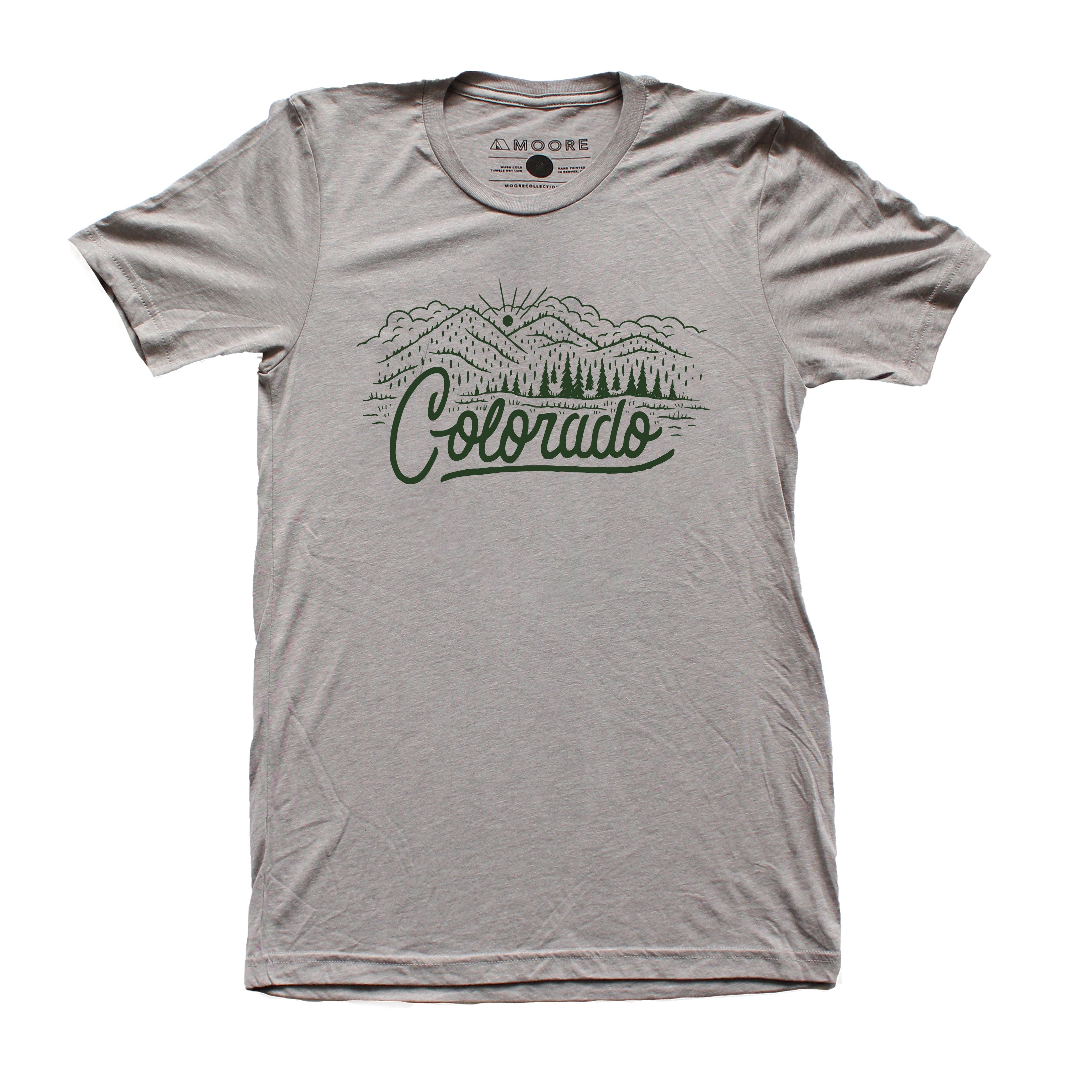 Athletic gray Colorado Tee featuring a forest green hand-lettered design of a Colorado landscape.