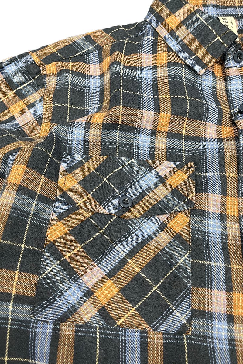 A cozy checkered print flannel shirt, brushed on both sides for a soft and fluffy feel, perfect for layering.