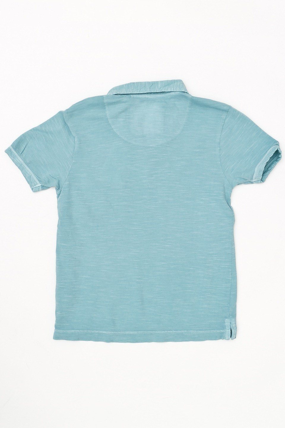 A stylish Hunter Polo for Boys in a modern cut, perfect for beach days or casual outings, made from soft 100% cotton.