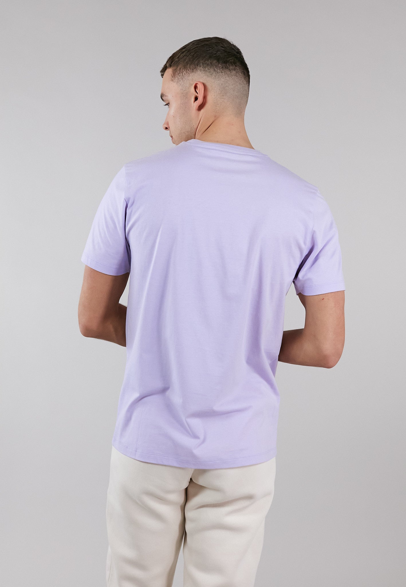 Lilac low carbon t-shirt made from 100% organic cotton, featuring a soft touch and altid embroidered logo.