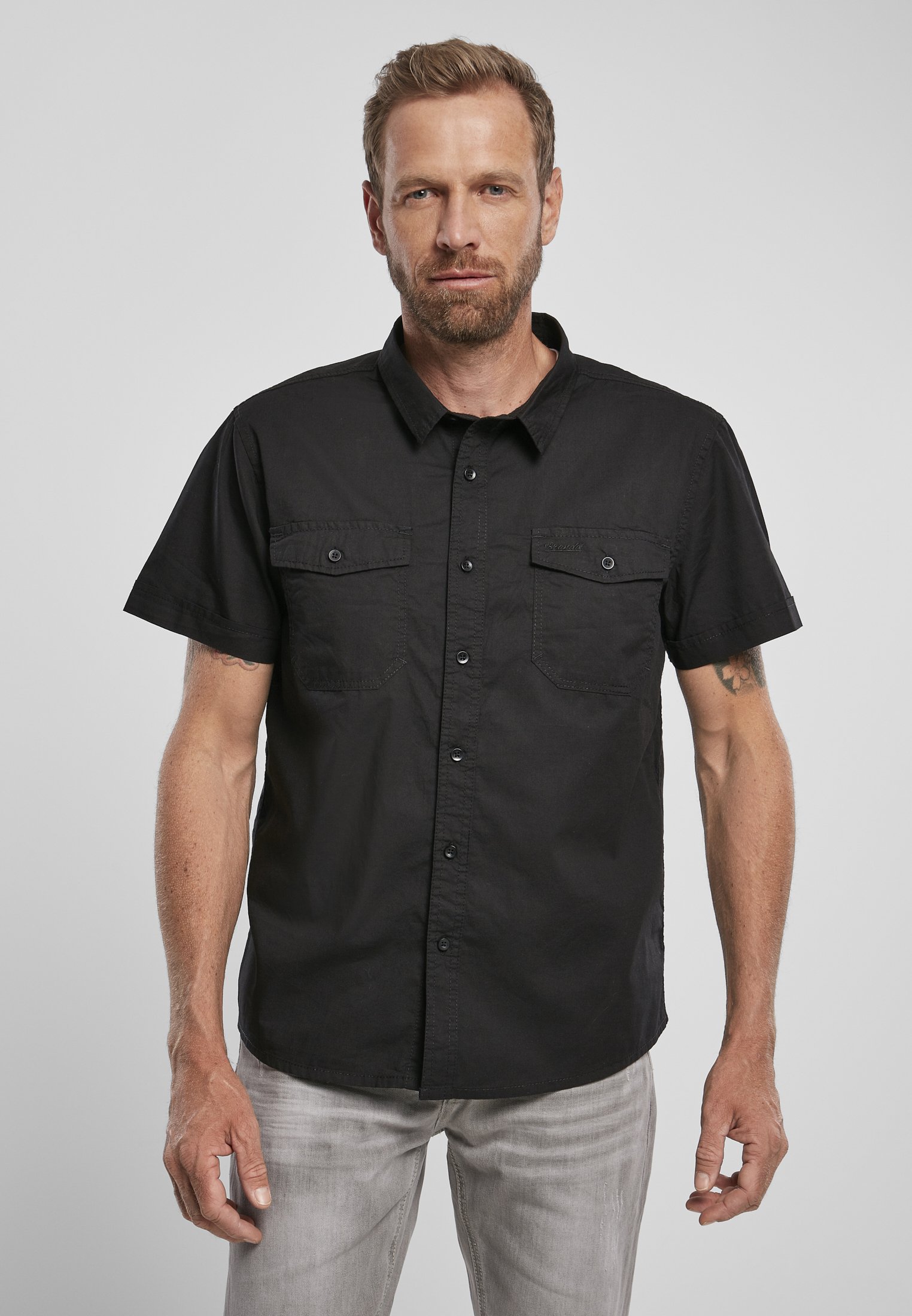 A stylish Roadstar Shirt made from 100% cotton, showcasing its soft texture and versatile design suitable for casual wear.