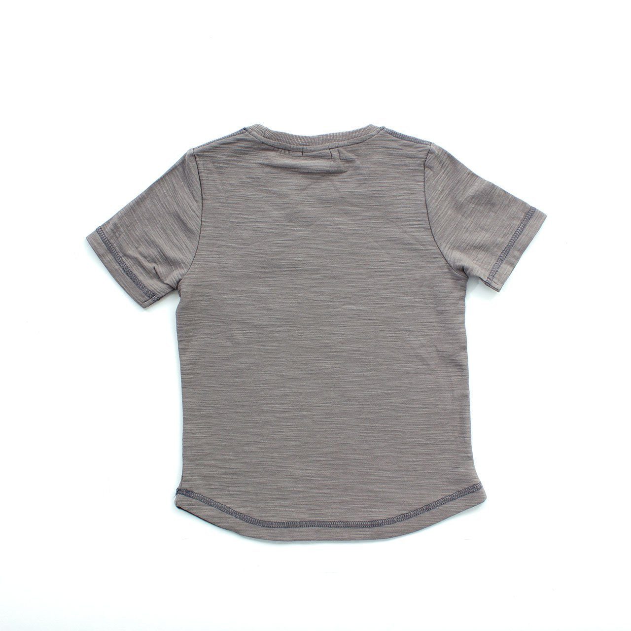 Willie Tee Baby featuring a camo print pocket in Armour Grey color, perfect for adventurous outings.