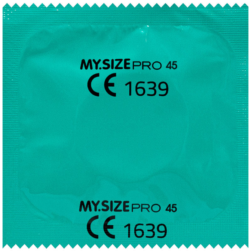 MY.SIZE PRO 45mm Box 3 condoms, featuring a clear design and natural rubber latex material, ideal for smaller sizes.