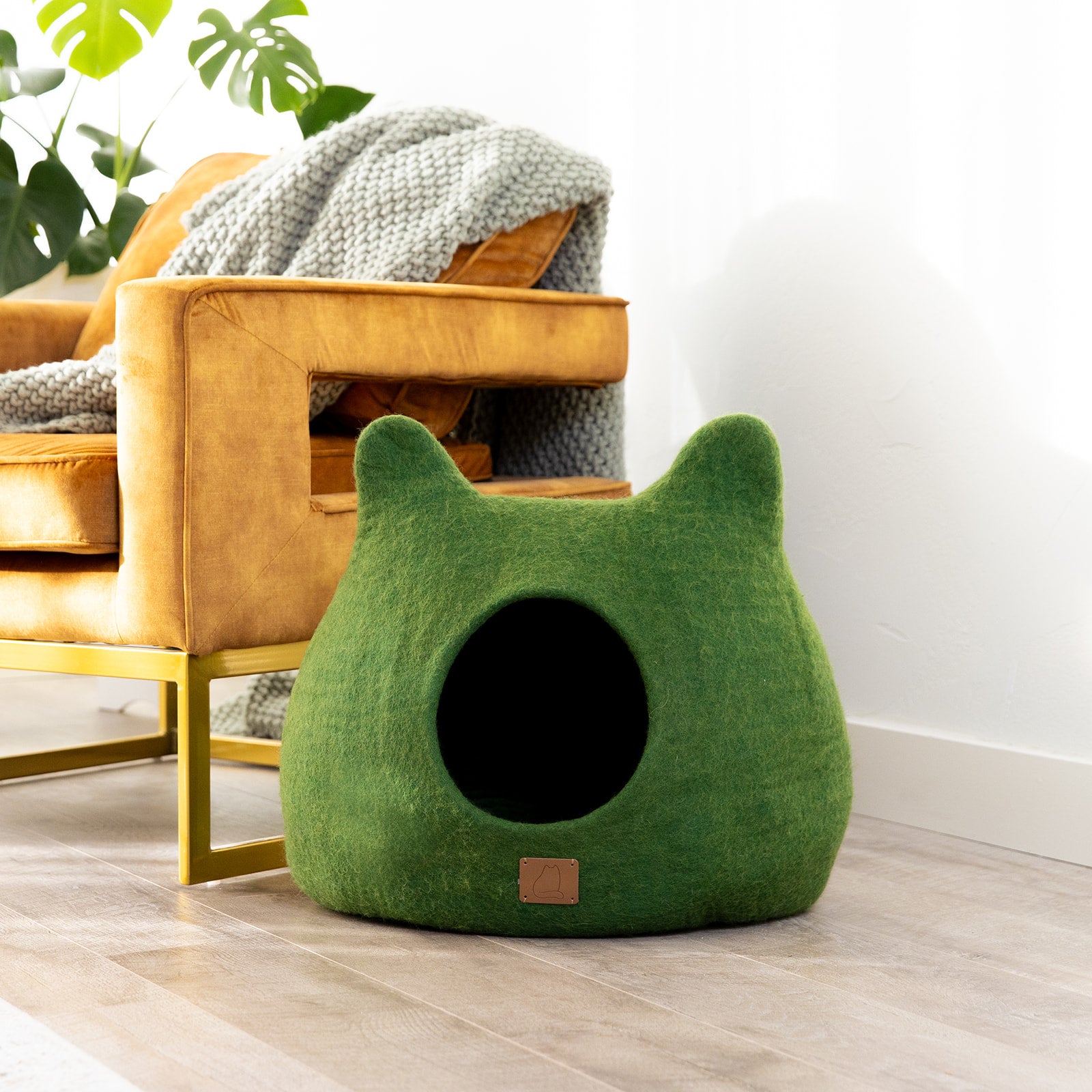 Forest Green Ear Style Cave made of luxurious felted wool, designed for cats to snuggle and play comfortably.