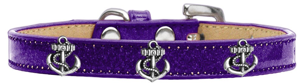 A stylish dog collar featuring an ice cream widget design with a silver anchor, perfect for pets of all sizes.