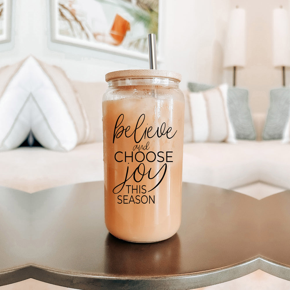 Believe & Joy Cup set featuring high borosilicate glass, bamboo lid, and stainless steel straws, perfect for various beverages.