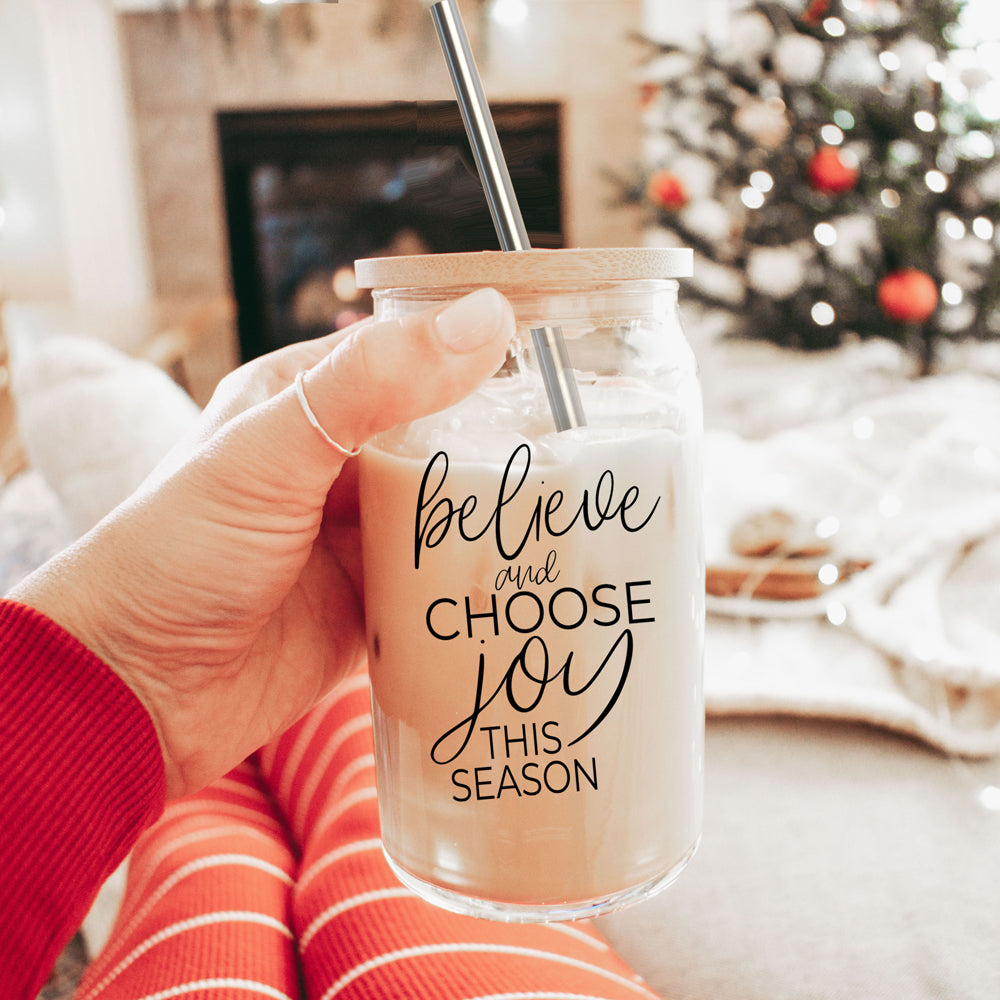 Believe & Joy Cup set featuring high borosilicate glass, bamboo lid, and stainless steel straws, perfect for various beverages.