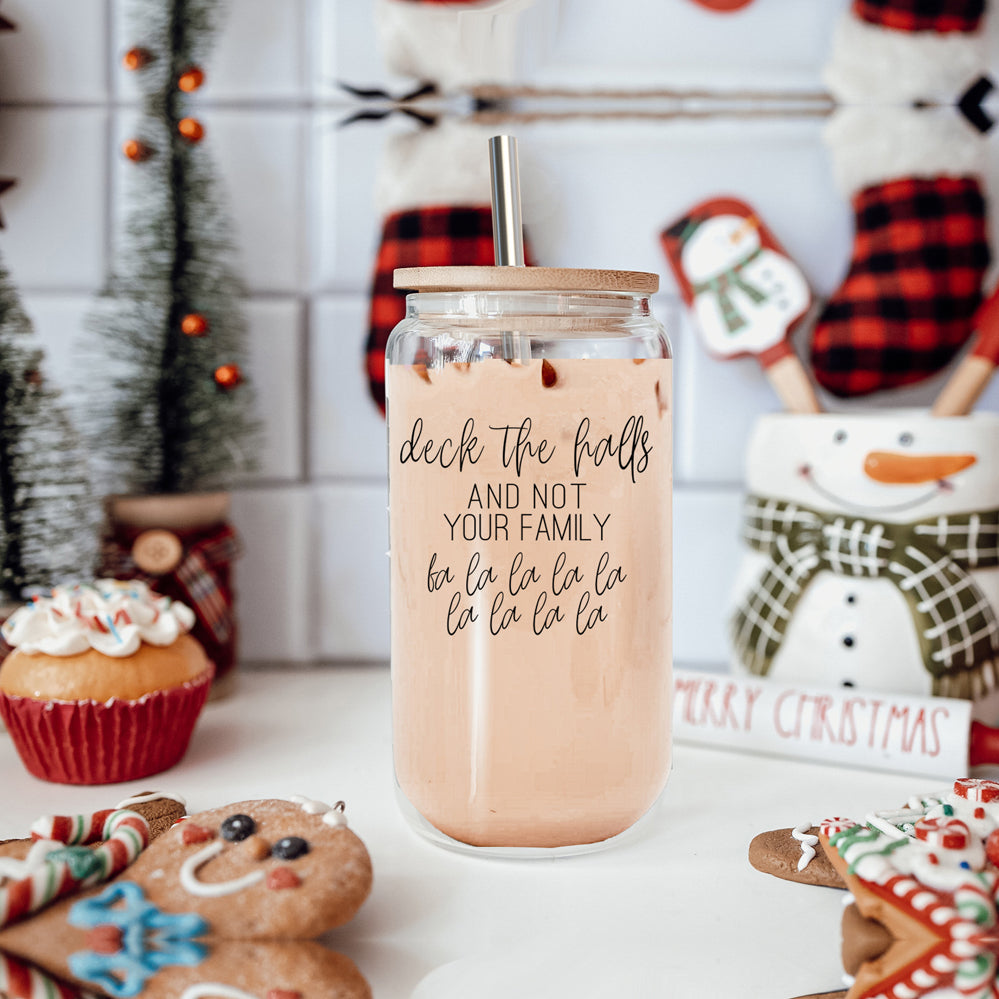 Deck the Halls Cup with bamboo lid and stainless steel straws, showcasing a modern design suitable for various beverages.