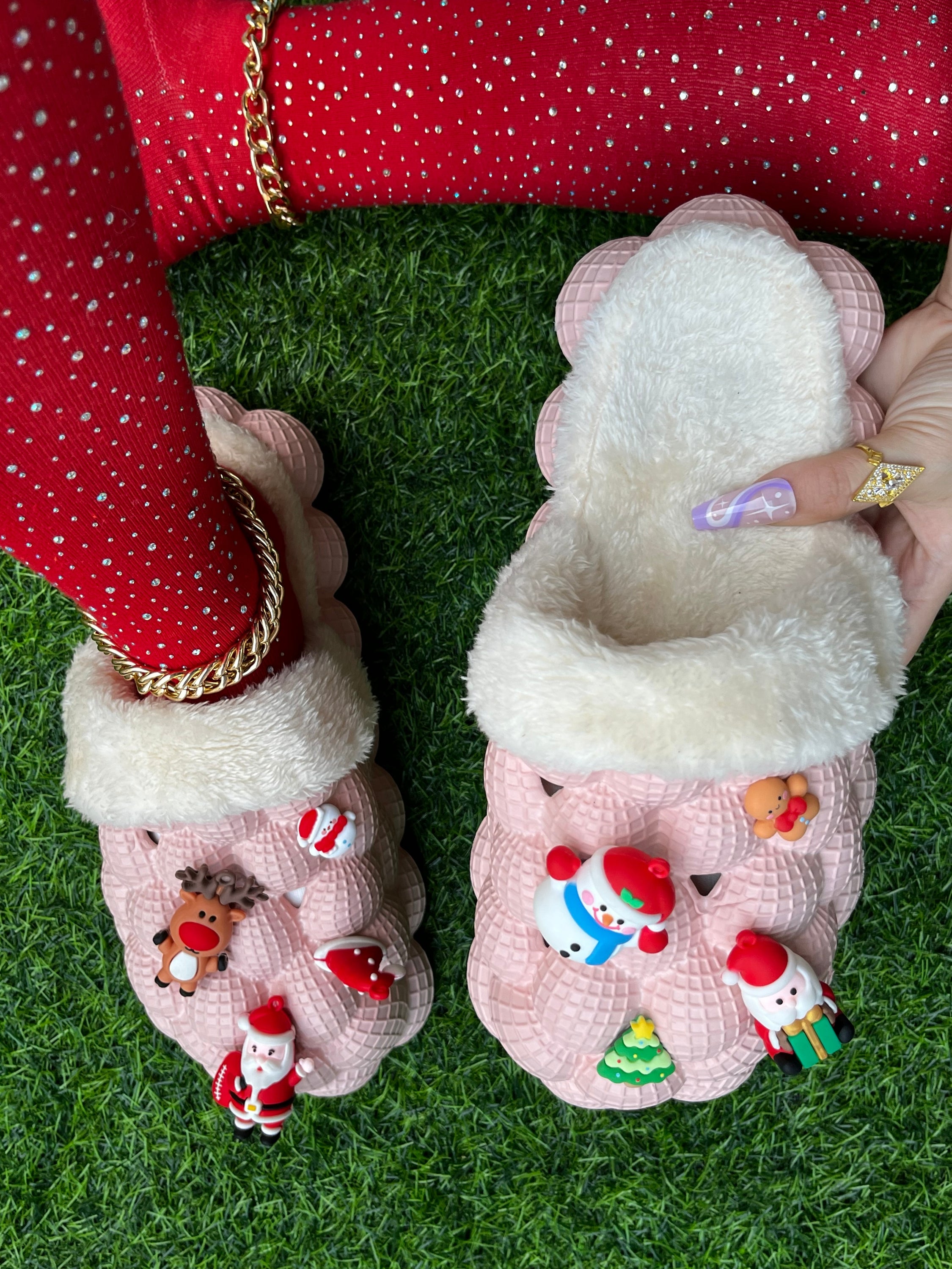 Furry House Slides in festive colors, featuring a bubble design, perfect for Christmas indoor wear.