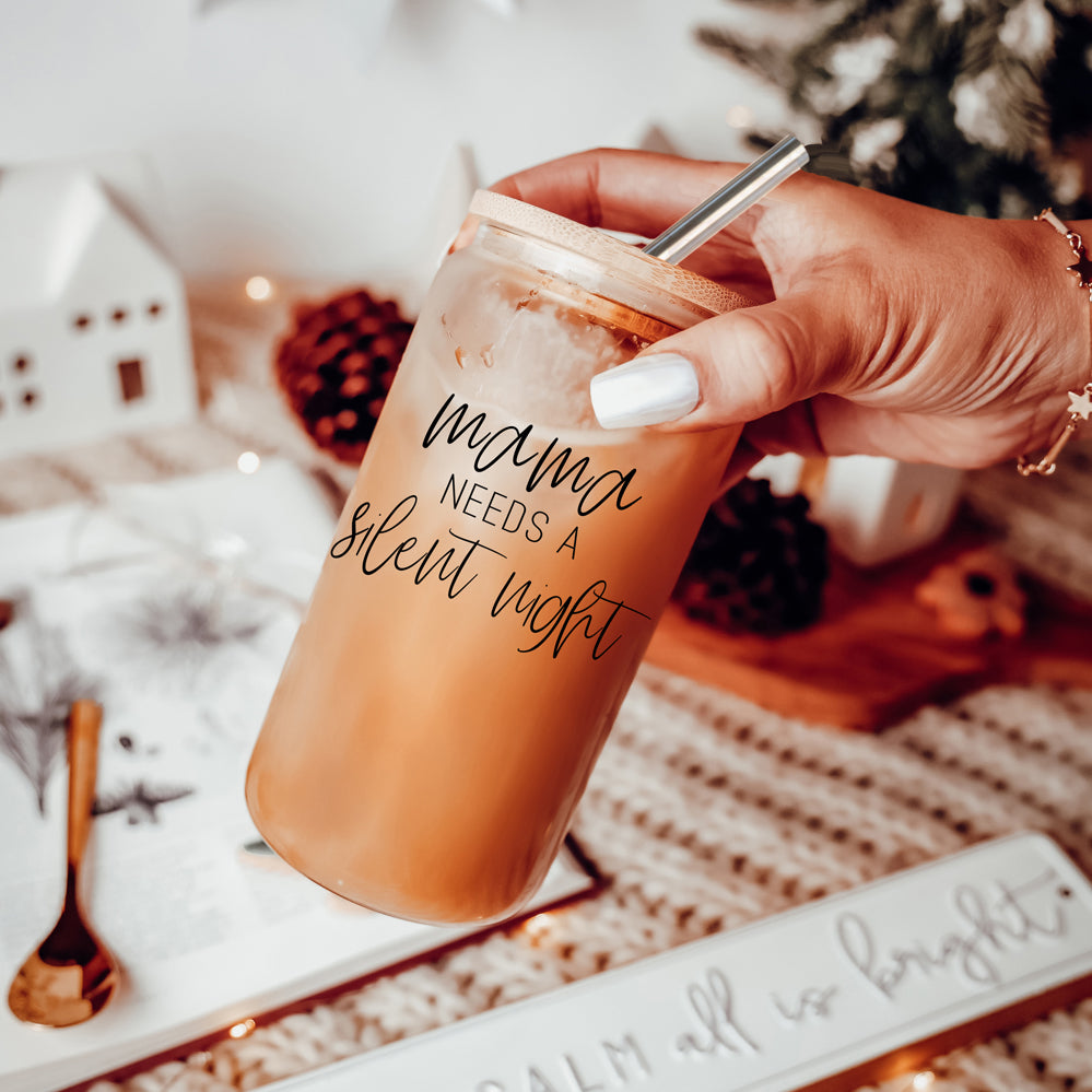 Mama - Silent Night glass drinking cup with bamboo lid and stainless steel straws, showcasing a sleek design and black graphic.