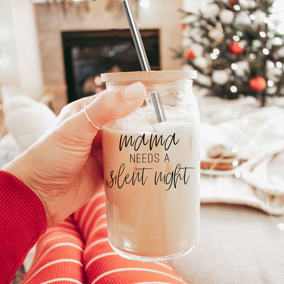 Mama - Silent Night glass drinking cup with bamboo lid and stainless steel straws, showcasing a sleek design and black graphic.