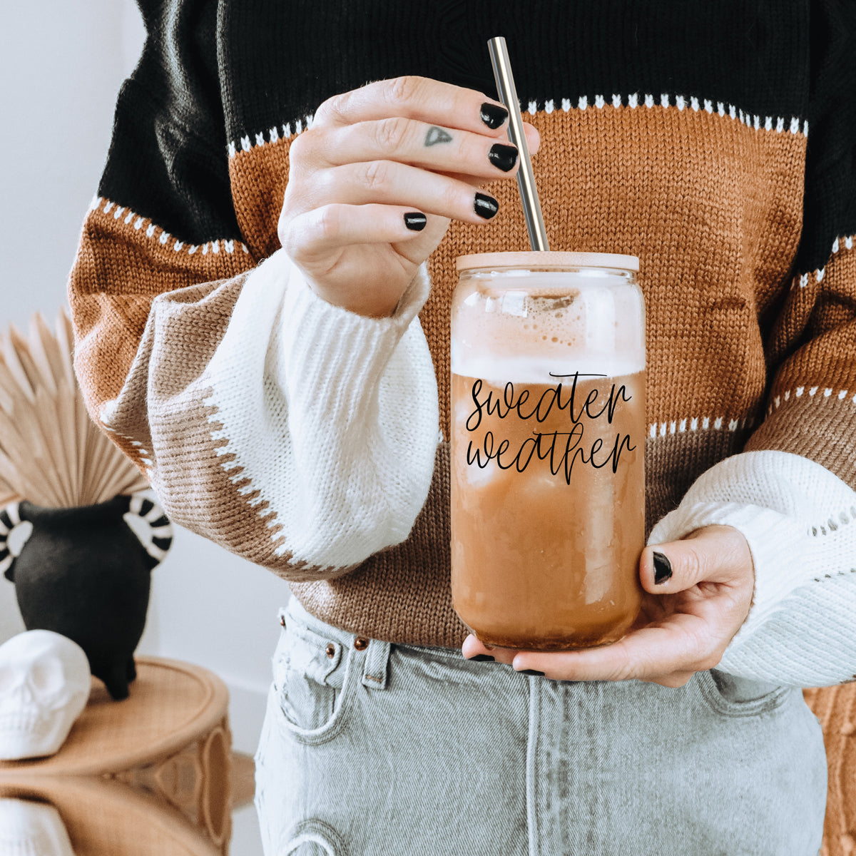 Sweater Weather Cup with bamboo lid and stainless steel straws, showcasing its elegant design and functionality.