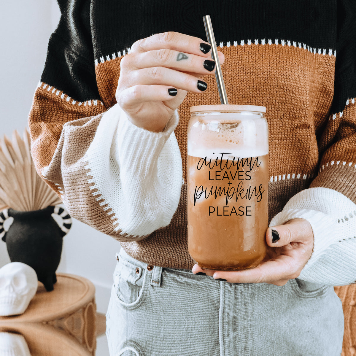 Autumn Leaves Cup featuring a bamboo lid and stainless steel straws, designed for hot and cold beverages with a stylish autumn-themed graphic.