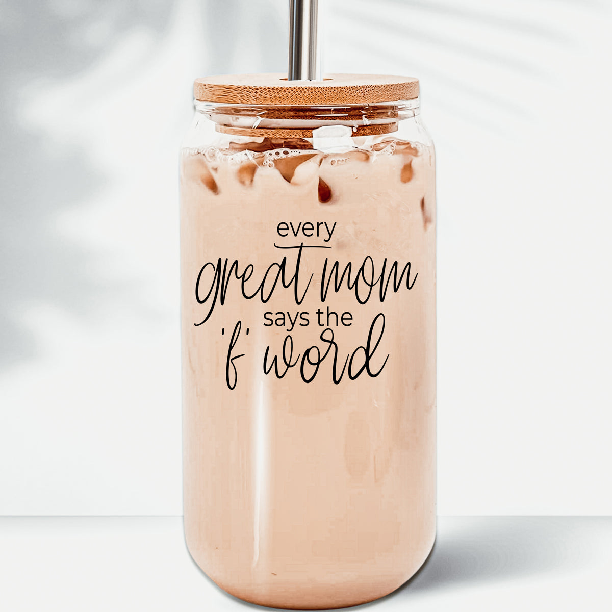 Every Great Mom Set featuring glass drinking cups with bamboo lids, stainless steel straws, and a straw cleaner, perfect for hot and cold beverages.