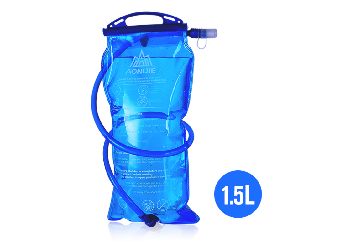 Outdoor Sports Bottle designed for hydration during running, cycling, and climbing, featuring a lightweight design and a large opening for easy cleaning.