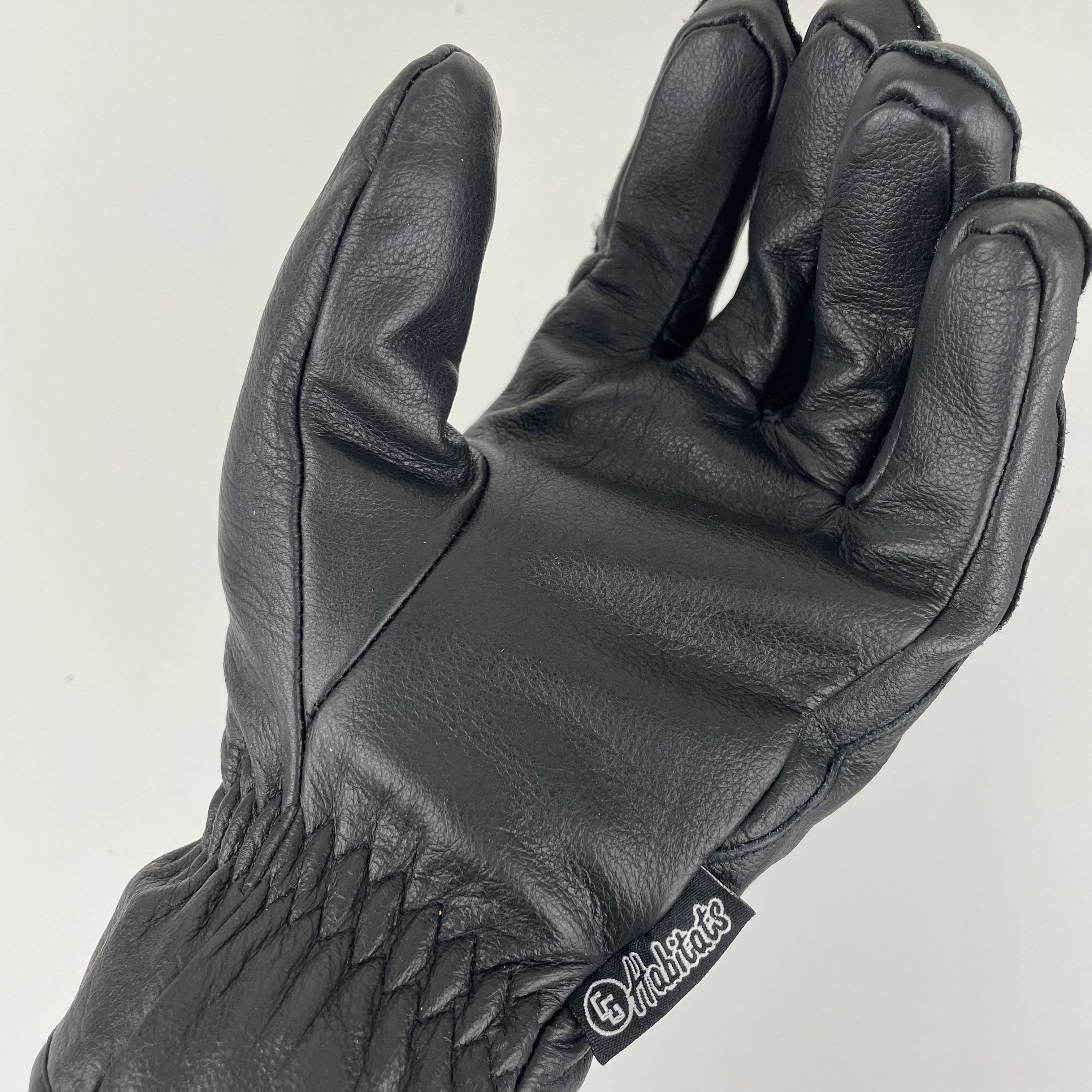 Game Changer Glove featuring genuine leather shell, waterproof membrane, and Thinsulate insulation for optimal warmth and comfort.