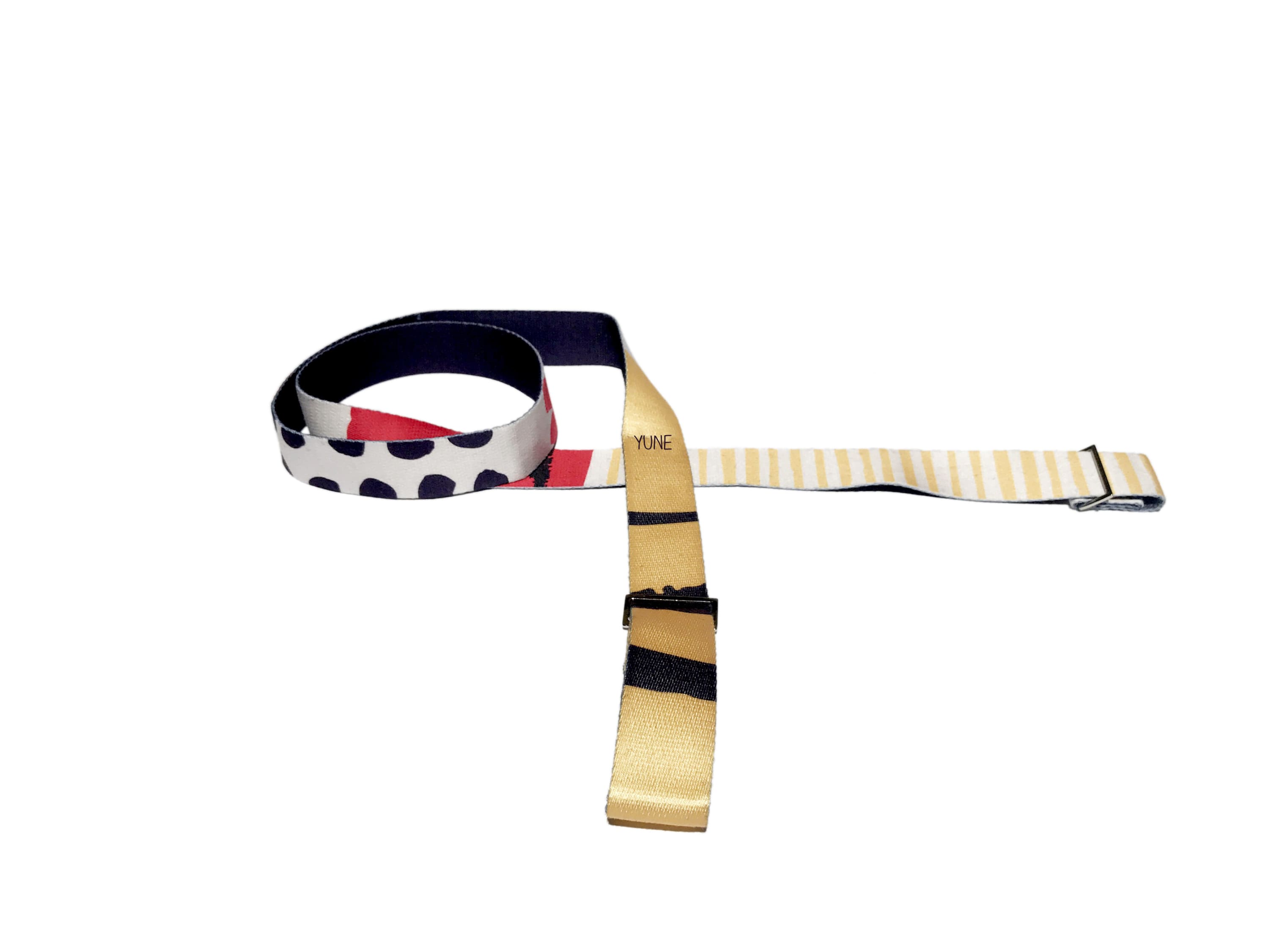 Leo Yoga Strap made of 100% cotton with metal buckles, measuring 60 inches by 2 inches, ideal for yoga and stretching.