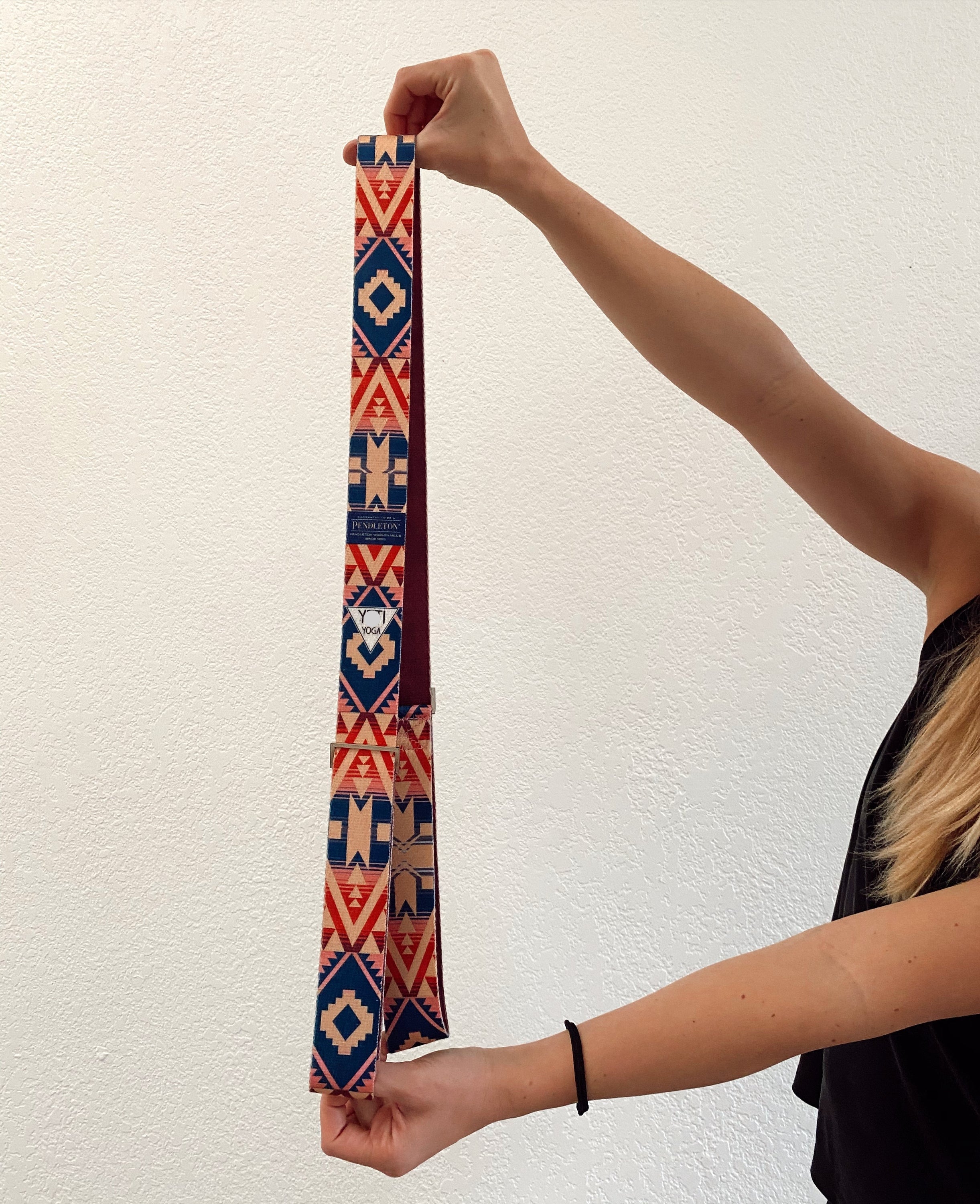 Pendleton Canyonlands Yoga Strap made of 100% cotton with metal buckles, measuring 60 inches by 2 inches, ideal for yoga and stretching.