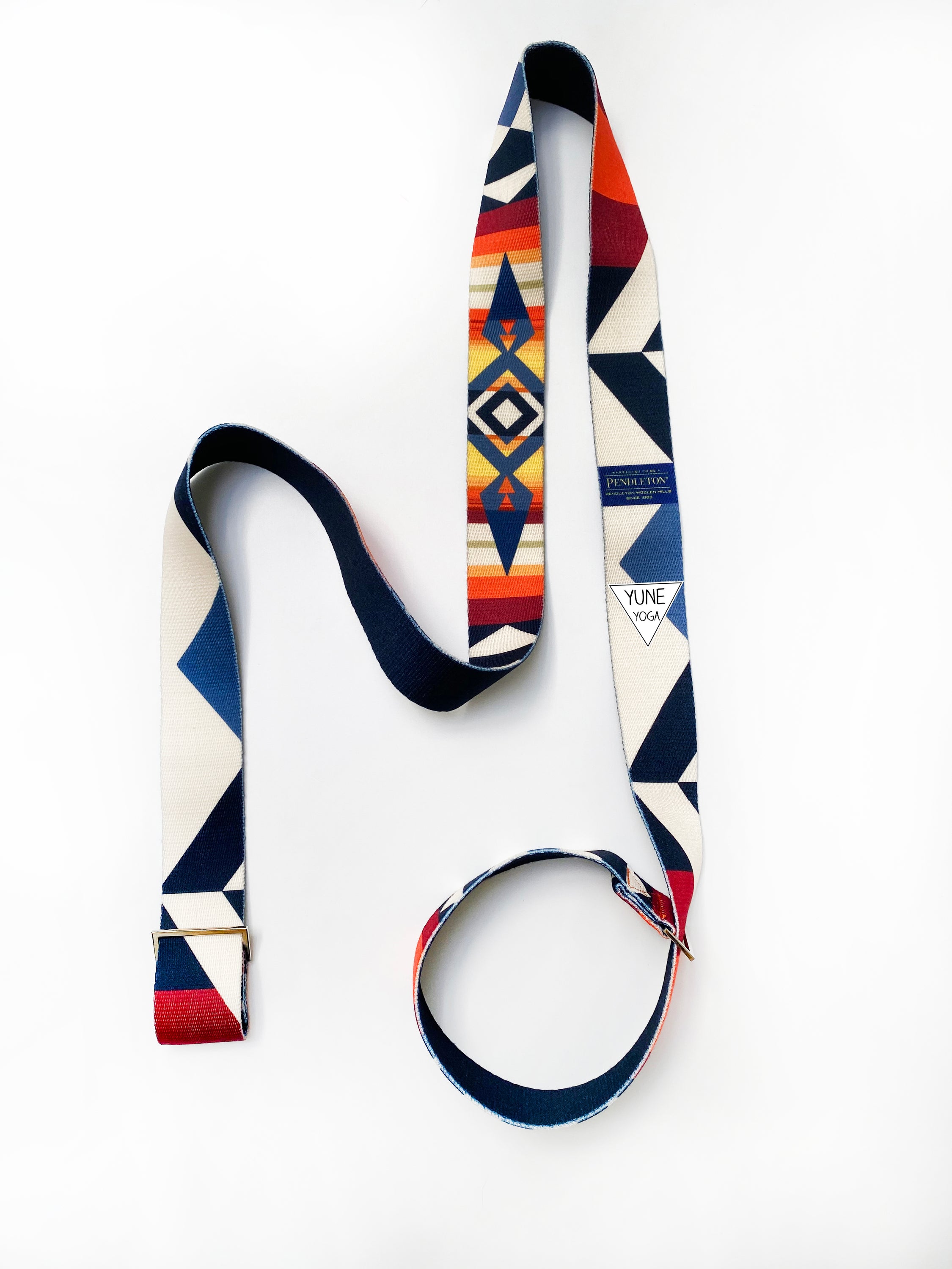 Yoga Strap Pendleton Fire Legend featuring a vibrant design, made of 100% cotton with durable metal buckles.