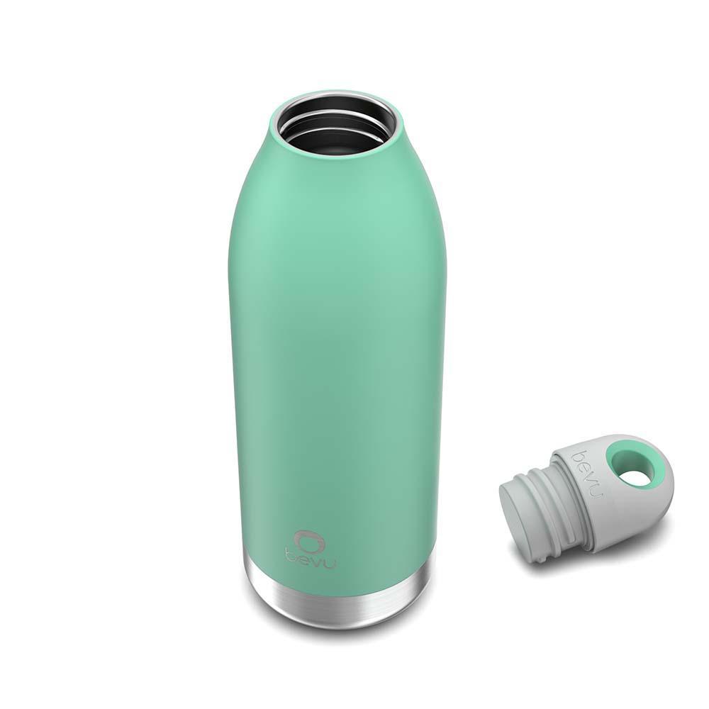 Bevu® DUO Insulated Bottle in Mint color, showcasing its sleek design and double vacuum insulation features.