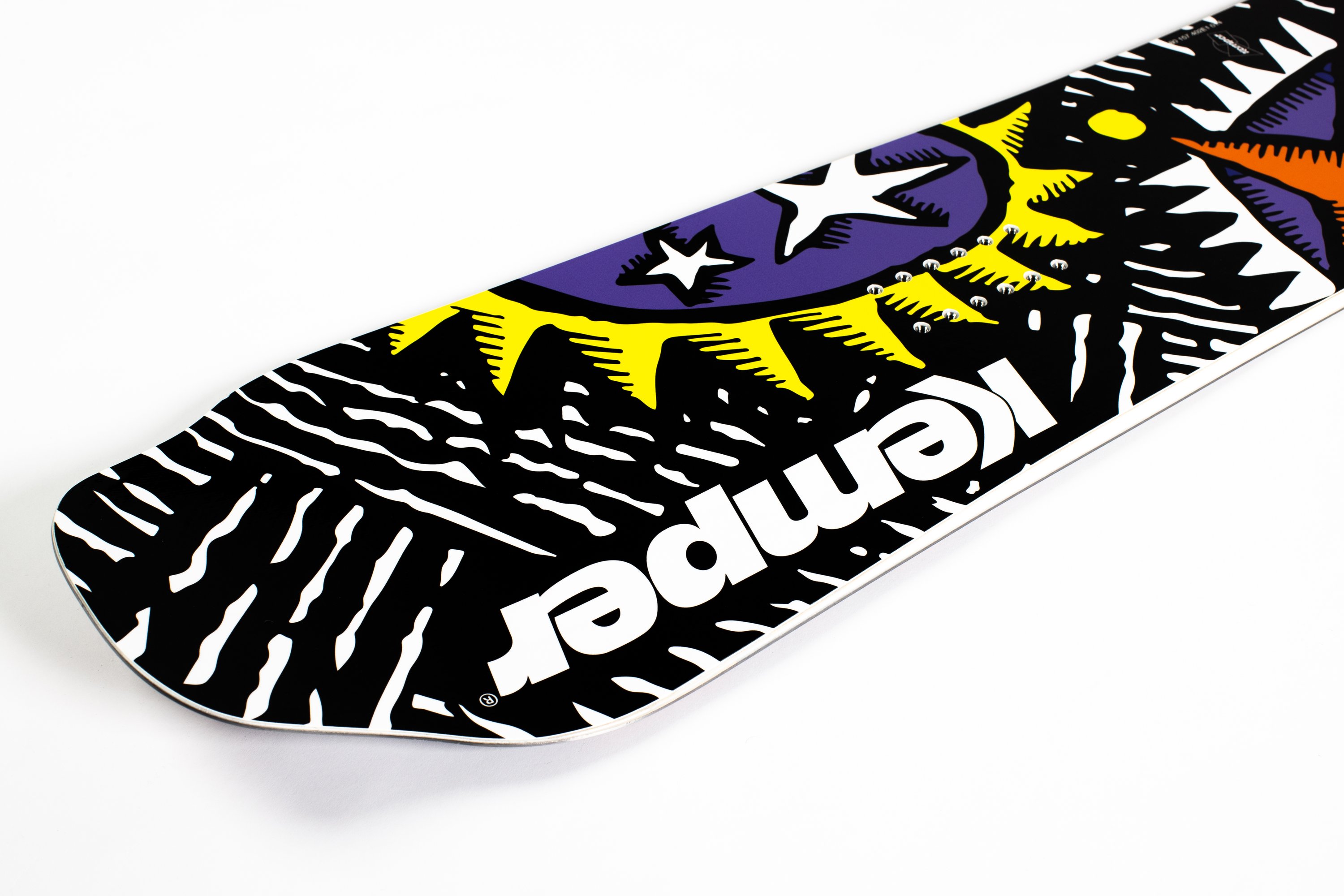 Flight 1990/1991 snowboard showcasing its skate-inspired design and features.