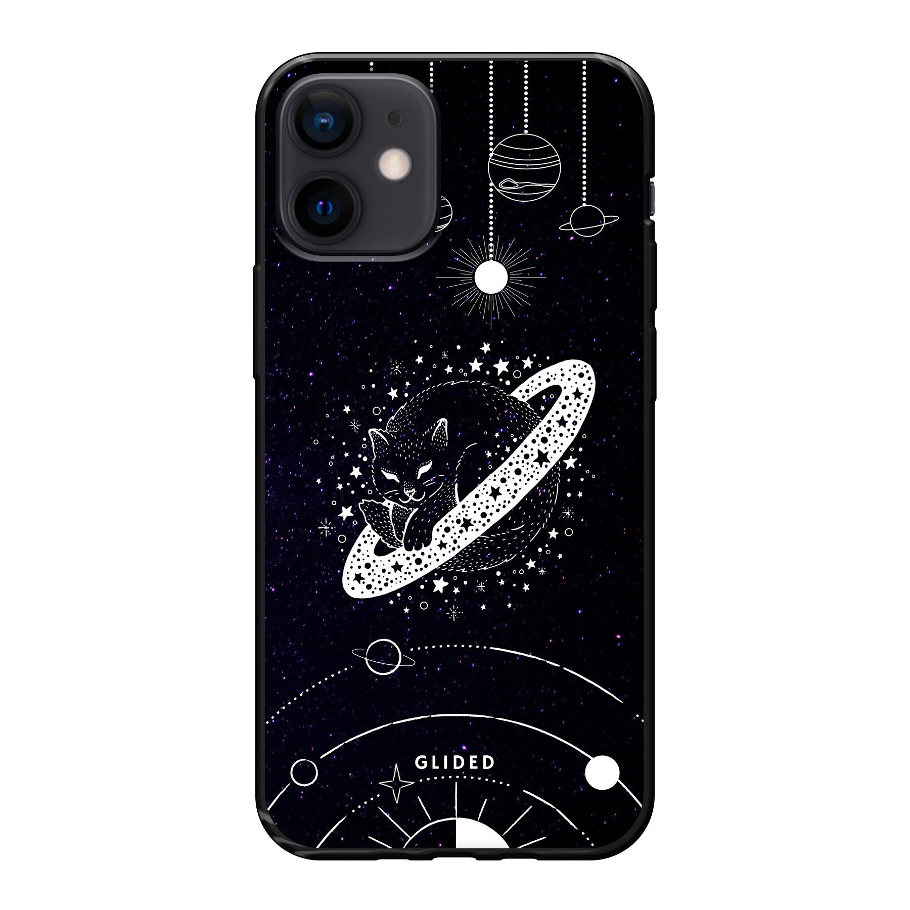 Astro Whiskers iPhone 12 mini Hülle mit einer eleganten Katze auf einem dunklen, mystischen Hintergrund, umgeben von Weltraum-Elementen.