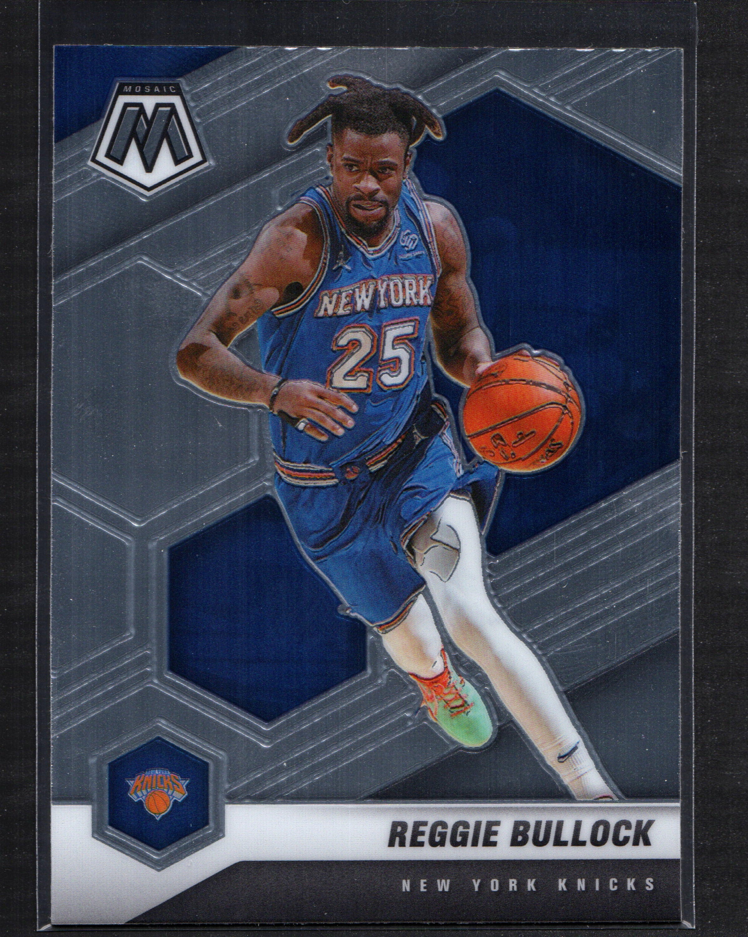 Reggie Bullock New York Knicks #114 trading card from the 2020-21 Panini Mosaic set, featuring vibrant colors and detailed imagery.