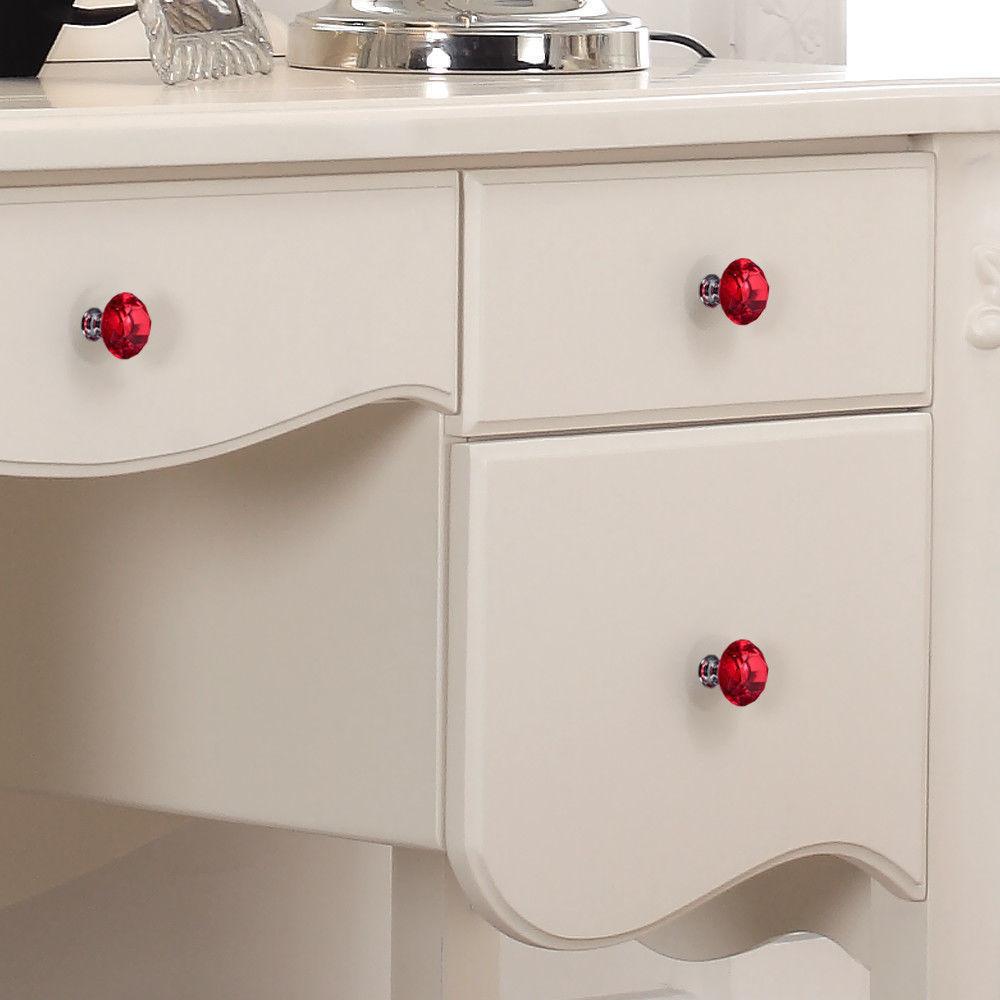 Set of 16 clear crystal knobs with diamond shape, 30mm diameter, ideal for cabinets and drawers, showcasing a polished chrome finish.