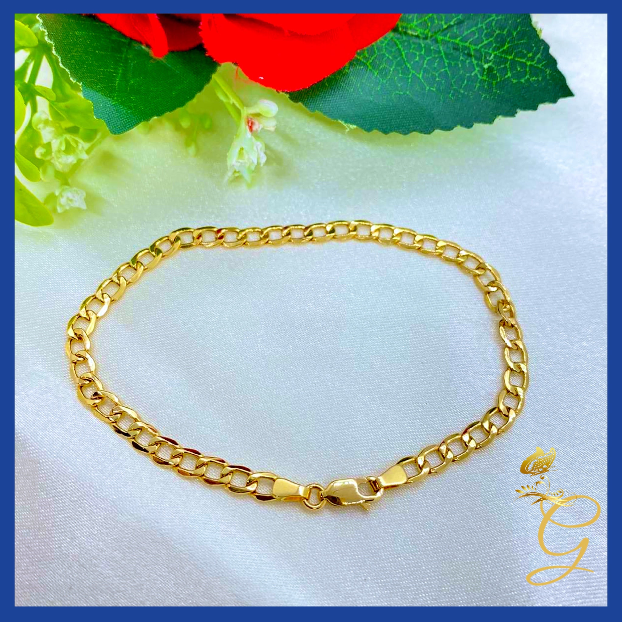 Elegant 18K real gold bracelet, size 7 inches, showcasing solid yellow gold craftsmanship.