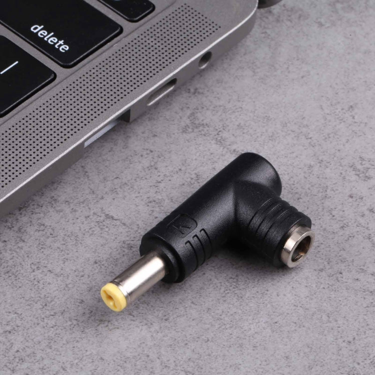 240W DC adapter connector with 5.5 x 1.7mm male and 5.5 x 2.5mm female ends, compact and portable design.