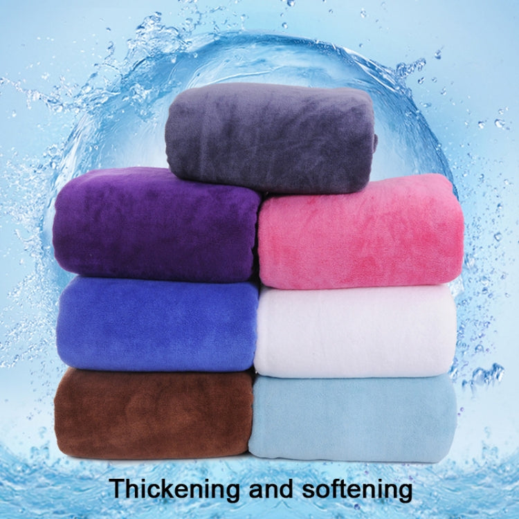 30x30cm Nano Thickened Large Bath Towel in a beauty salon setting, showcasing its soft texture and vibrant color.