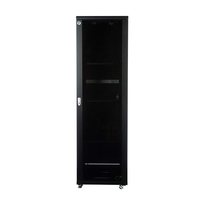 47RU 600mm Wide x 1000mm Deep Server Rack with lockable tempered glass front door and solid steel side panels.