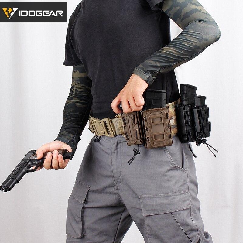 5.56mm 7.62mm Fast Mag Pouch in black, showcasing its durable nylon material and Molle attachment system.